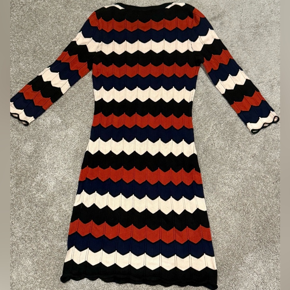 Lux Apothetique Red, Blue, and Cream Sweater Chevron Dress Sz:Small - Picture 7 of 11